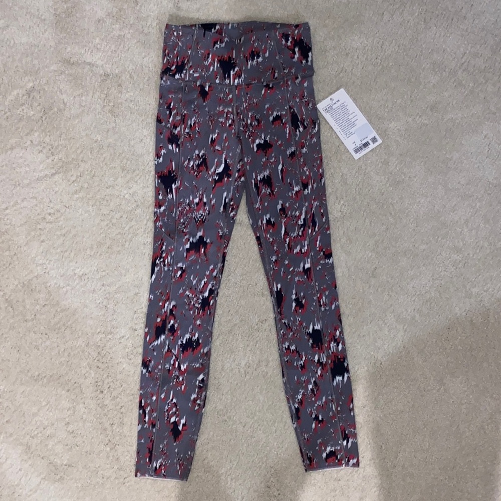 Lululemon fast and free leggings NWT